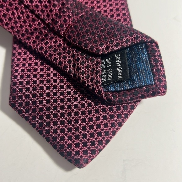 Tattersall royal fuchsia tie 100% silk - Picture 5 of 8